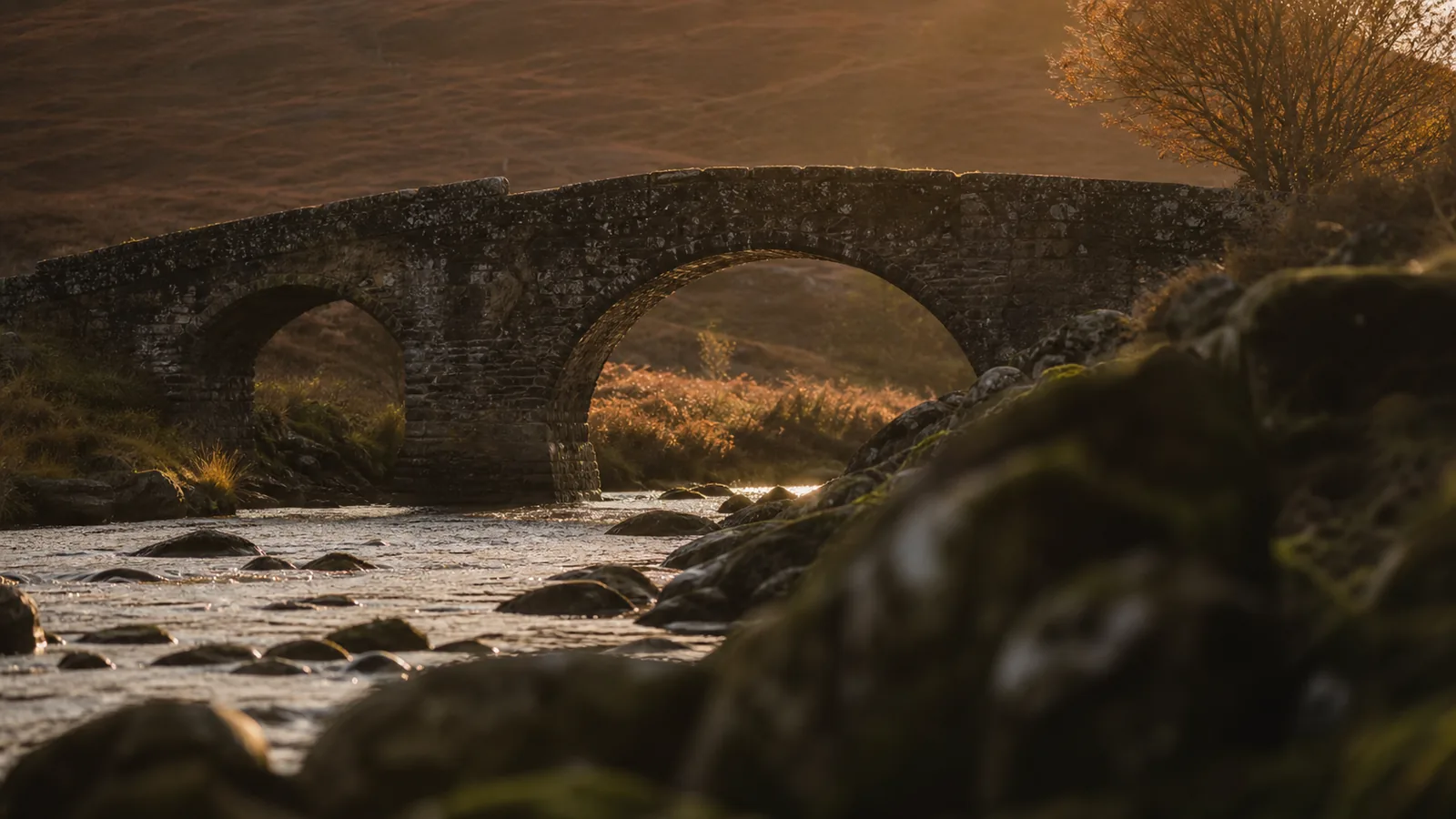 Pont de pierre des Lowlands
